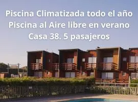 Casa 38 en Condominio Piscina climatizada 5 pax