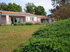 Maison 55m² avec Terrasse, 2 Chambres, Capacité 5 personnes - API-1-52-745