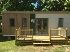 Mobil-home pour 6 avec terrasse à Avrillé - API-1-52-728