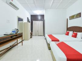 Hotel O Asiacamp Resort National Park Kuala Tahan，位于瓜拉大汉的酒店