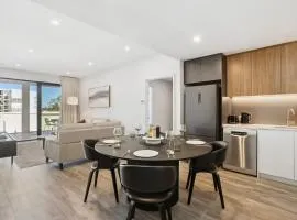 BURS18 - Luxury Accessible Apartment