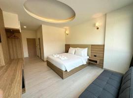 Baan Ingna Resort Hotel，位于猜也蓬的酒店