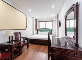 Little Hanoi Hotel