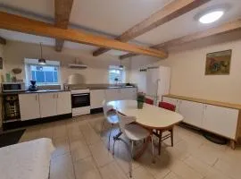 Rytterstuen - velindrettet, praktisk og perfekt til håndværkere