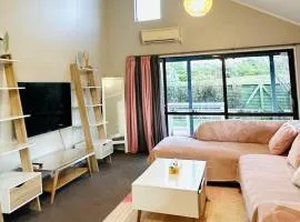 Waiwhetū 3 bedrooms house Retreat