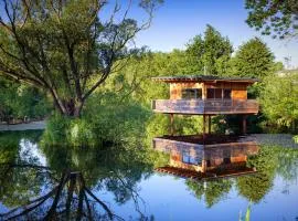 TinyHousebeiDresden spektakuläres winziges Häuschen auf Stelzen im Pferdeteich, Kaminofen, umlaufende Terrasse - Nähe Sächsische Schweiz