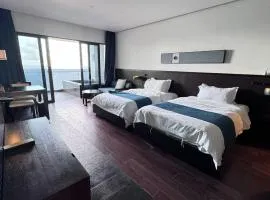 Sandalwood Resort Hotel Apartments