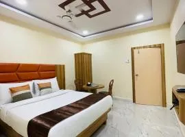 Riverside Retreat Dombivli - Swimming Pool - Couple Friendly - Comfortable Stay