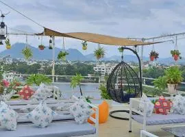 Raahi Backpacker's Hostel