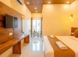 Hotel Great Ganga inn Rishikesh # Restaurant # Parking # Lift # Traveler choice # Open Rooftop