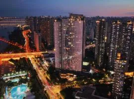武汉世茂希尔顿酒店 - 长江江景
