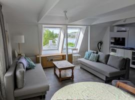 Cozy apartment near salty baths!，位于乌德瓦拉的酒店