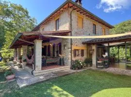 Pet Friendly Home In Frazione Mercatello