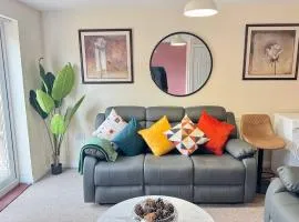 Charming 5 Bed House Leighton Buzzard Escape