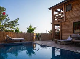 思考营假日公园，位于法拉尔雅的酒店