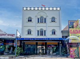 Hotel O Depok near Bhayangkara BRIMOB Hospital Formerly Hotel Mutiara Kelapa Dua Depok，位于德波的酒店