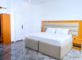 Always Inn Lounge & Hotel