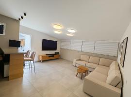 Loft 44