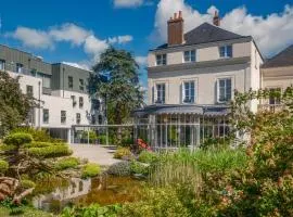 Château Belmont Tours by The Crest Collection