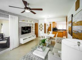 0052-Brand new oceanfront condo in Cabarete，位于Eslabón的酒店