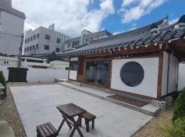이손한옥,대형자쿠지,무료자전거,자동커피머신 등,마음을 쉬어가는공간