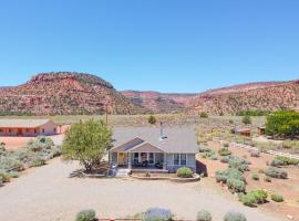 Luxury Pet-Friendly Kanab Home Quiet Neighborhood，位于卡纳布的酒店
