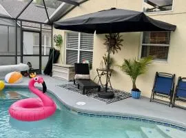 Luxurious 3BR Getaway Heated Pool, Golf & Theme Parks