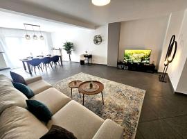 Well-Appointed 2BR flat with terrace&parking-HOL127，位于卢森堡的酒店