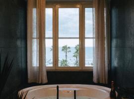 Vistamare Suites，位于拉蒂纳的酒店