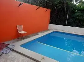 C10 Casa colmena 3 minutos playa alberca 2 rec.