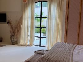 Villa Privada con Piscina - Playas del Atlantico，位于Tubar&aacute;的自助式住宿