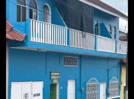 Hospedaje doña Gladys，位于弗洛勒斯的酒店