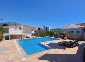 Sunny Nest Studio Bar