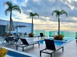 Excepcional Apartamento Vista Mar -Cloc Por do Sol na praia, frete Mar