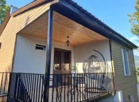 Villa Lematue，位于Jvari的酒店