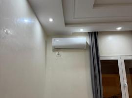 Villa avec piscine aux bords de la mer，位于杰尔吉斯的酒店