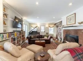 Beautifully Restored Home in Manchester Village