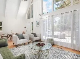 Seaglass Home - Pet Friendly