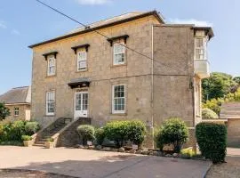 3 Bed in Ventnor 89972