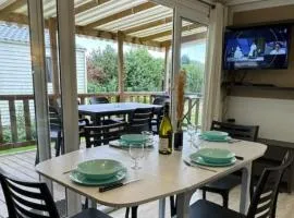 Mobil-home avec Terrasse - 6 Pers, 3 Chambres - API-1-52-719