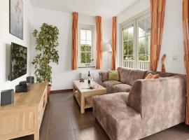 Bungalow by Water with Sauna in South Holland，位于Simonshaven的酒店