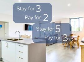 Ishtar Apartment 1 Luxury Living Accommodation，位于赫斯基森的酒店