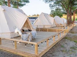 Topcamp Onsakervika - Tyrifjorden，位于Svensrud的酒店