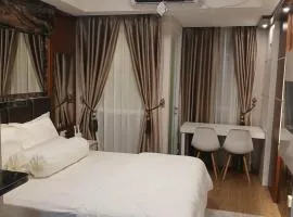 Studio Tamansari Skylounge Mks