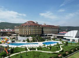 Akrones Thermal SPA Convention Sport Hotel，位于阿菲永的酒店