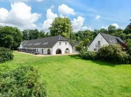 Beautiful Apartment In Nimtofte With Wifi