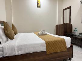 Hotel savera house，位于马拉里库鲁-马纳里机场 - KUU附近的酒店