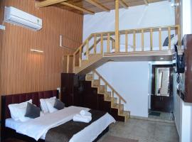 The Lake Edge，位于奈尼塔尔的酒店