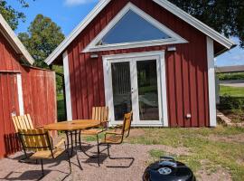 Kleines modernes Haus in Borghamn，位于Borghamn的酒店