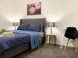 Wifi, 2 Air-cons, Campbelltown Courtyard West